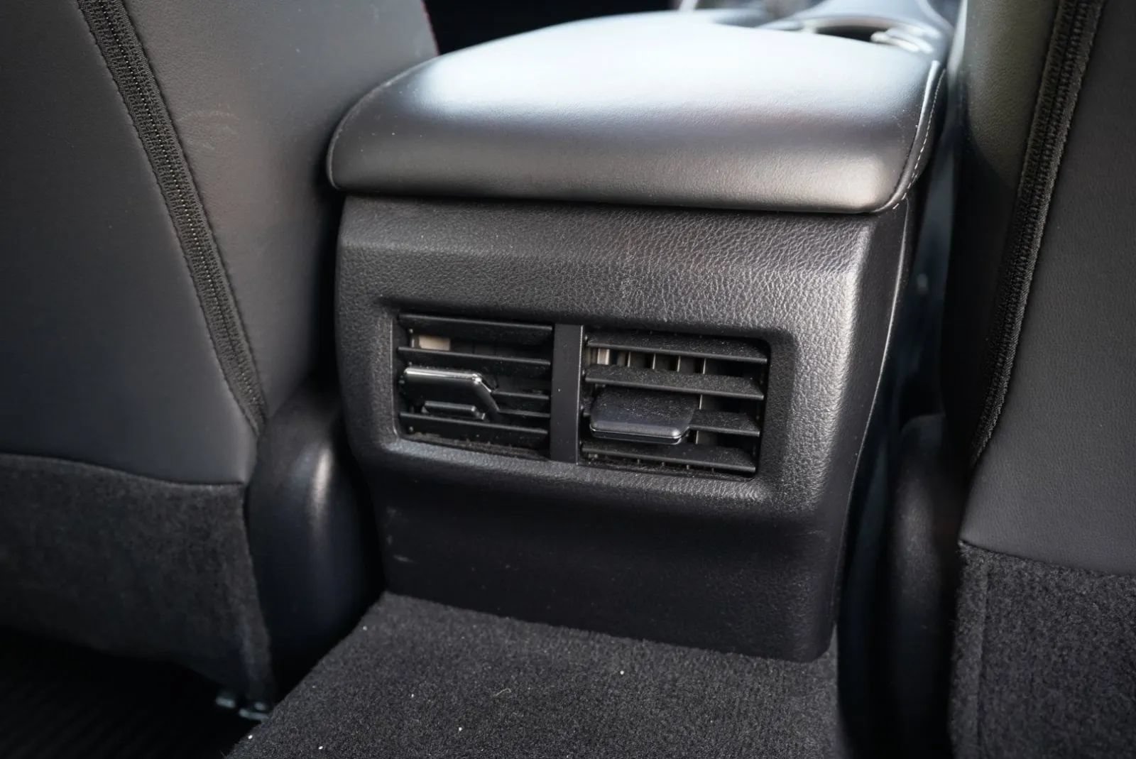 Used 2019 Lexus IS 300 AWD w/ Navigation Package image 37