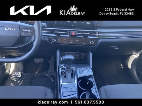 Used 2026 Kia Sportage LX w/ LX Convenience Package image 12