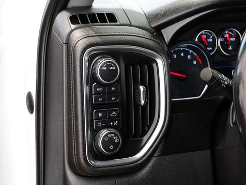 Used 2021 Chevrolet Silverado 1500 RST AWD/4WD image 27