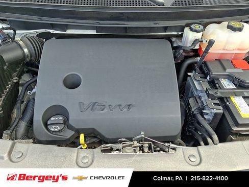 Used 2023 Chevrolet Traverse LT AWD/4WD image 31