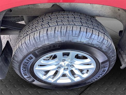 Used 2019 Chevrolet Silverado 1500 LT w/ All-Star Edition image 24