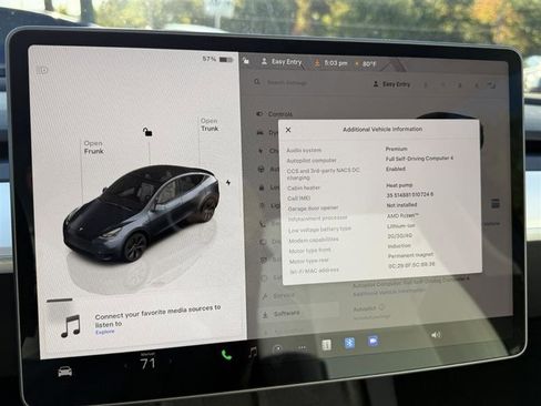 Used 2024 Tesla Model Y Long Range image 16