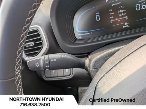 Certified 2026 Hyundai Venue SEL FWD image 30