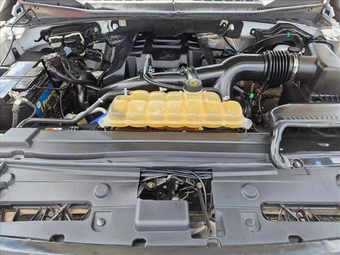 Used 2016 Ford F150 XLT AWD/4WD image 22