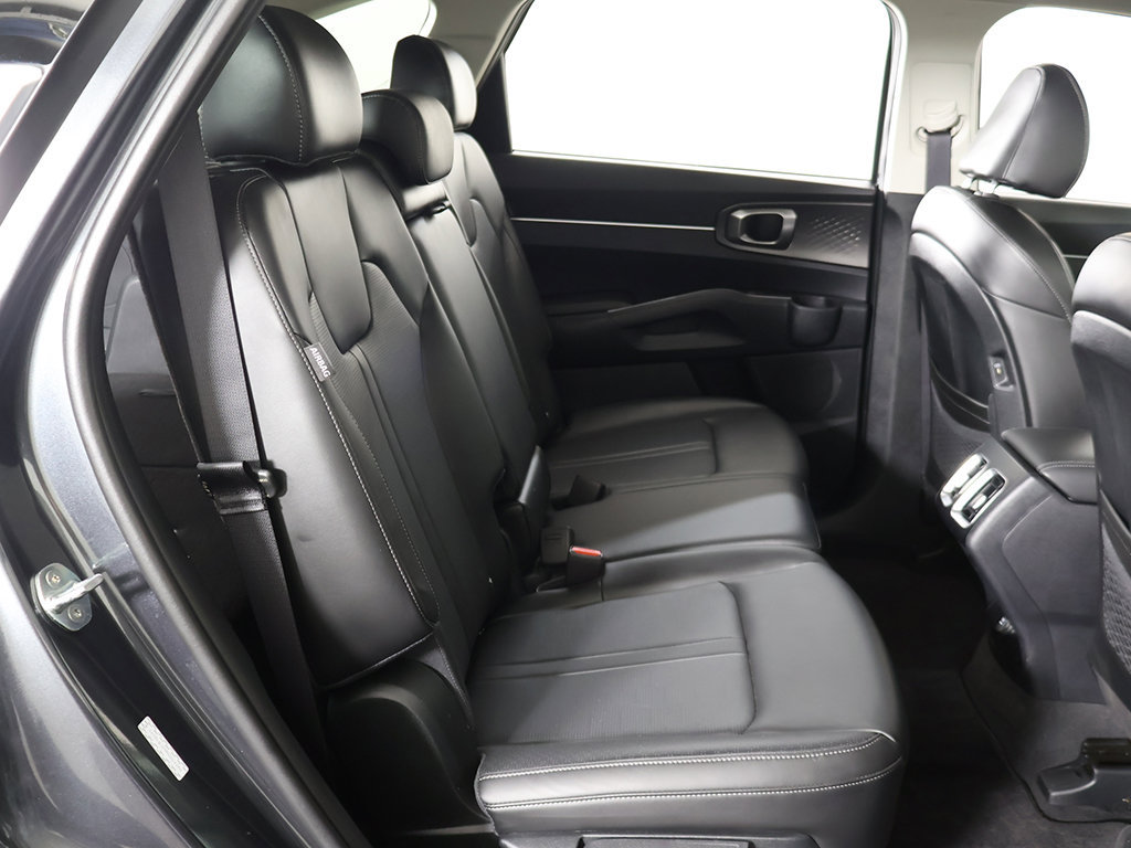 Used 2024 Kia Sorento S AWD/4WD image 35