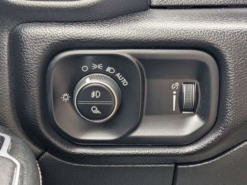 Used 2024 RAM 2500 Big Horn w/ Bed Utility Group image 20