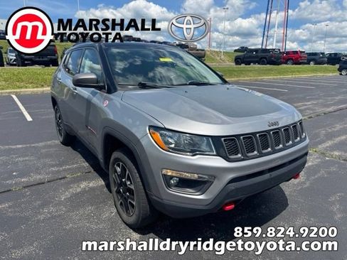 Used 2020 Jeep Compass Trailhawk AWD/4WD image 1