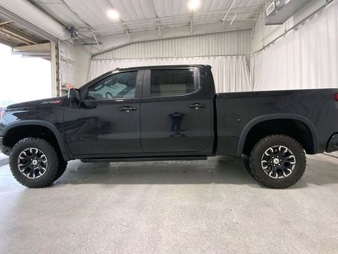 Used 2024 Chevrolet Silverado 1500 ZR2 w/ Technology Package AWD/4WD image 26
