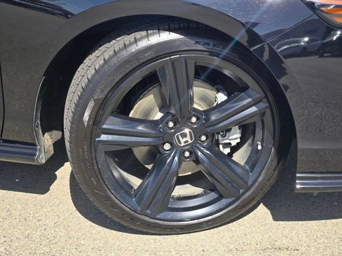 Certified 2025 Honda Accord Sport image 9