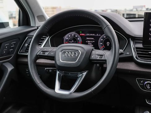 Used 2024 Audi Q5 2.0T Premium Plus w/ Premium Plus Package AWD/4WD image 22