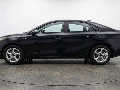 Used 2025 Kia K4 FWD image 4