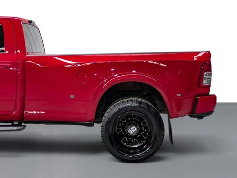 Used 2024 RAM 3500 Big Horn w/ Sport Appearance Package AWD/4WD image 12