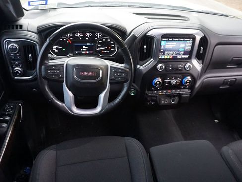 Used 2020 GMC Sierra 1500 SLE w/ SLE Value Package AWD/4WD image 6