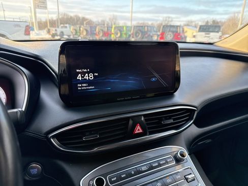 Used 2023 Hyundai Santa Fe SEL w/ Premium Package image 17