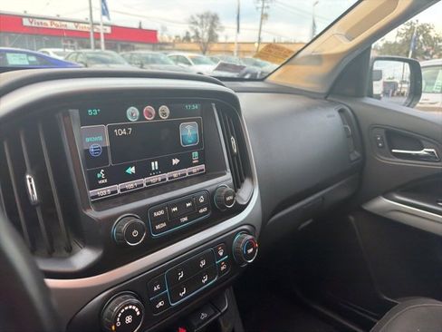 Used 2015 Chevrolet Colorado LT image 11