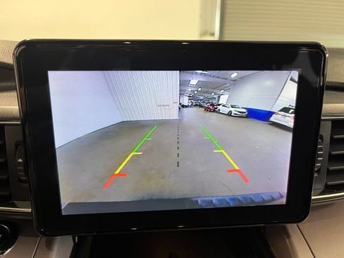 Used 2023 Ford Explorer XLT w/ Equipment Group 202A image 28