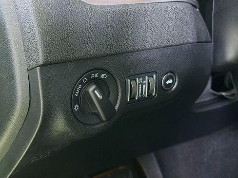 Used 2023 Dodge Charger GT image 12