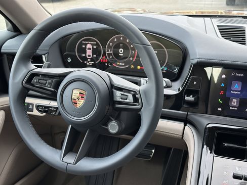 New 2026 Porsche Panamera 4 AWD/4WD image 19