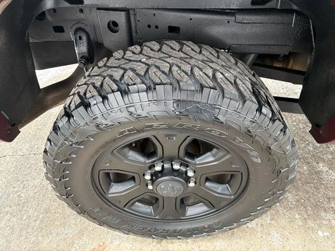 Used 2018 RAM 2500 Big Horn w/ Sport Appearance Group image 19