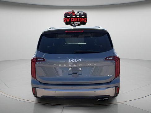 Used 2025 Kia Telluride S AWD/4WD image 6