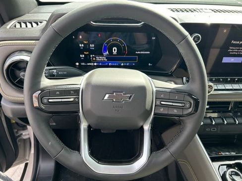 New 2026 Chevrolet Colorado ZR2 w/ Technology Package AWD/4WD image 11