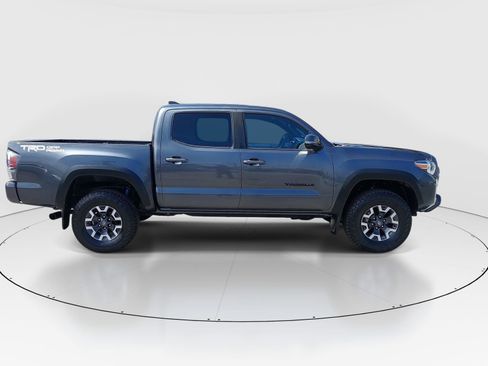 Used 2021 Toyota Tacoma TRD Off-Road w/ Technology Package RWD image 8