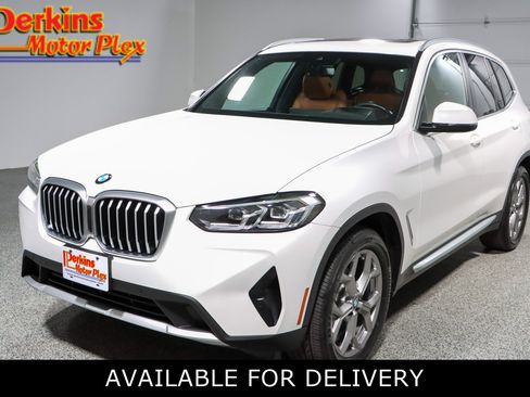 Used 2022 BMW X3 xDrive30i AWD/4WD image 1