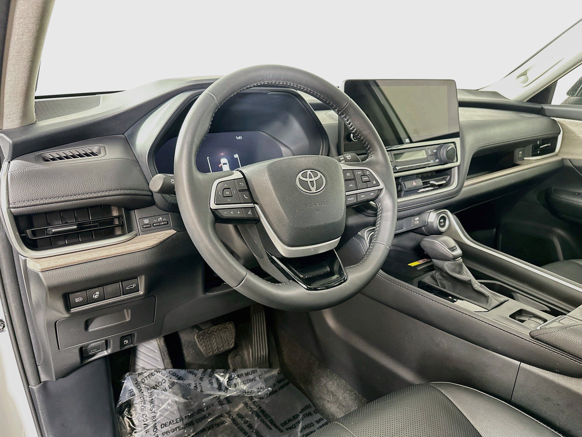 Used 2025 Toyota Grand Highlander AWD image 9