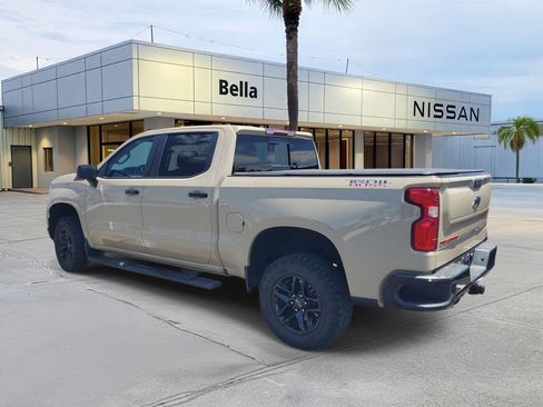 Used 2023 Chevrolet Silverado 1500 LT Trail Boss w/ Convenience Package II AWD/4WD image 3