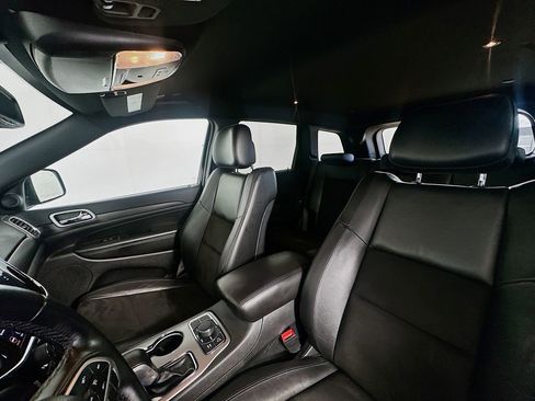 Used 2022 Jeep Grand Cherokee Laredo X image 20