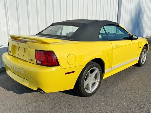 Used 2002 Ford Mustang GT RWD image 4
