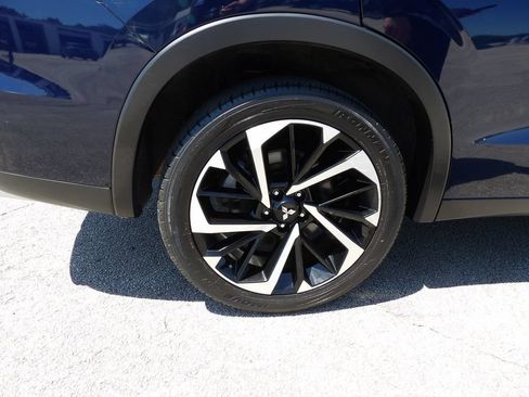 Used 2024 Mitsubishi Outlander SE Black Edition AWD/4WD image 18