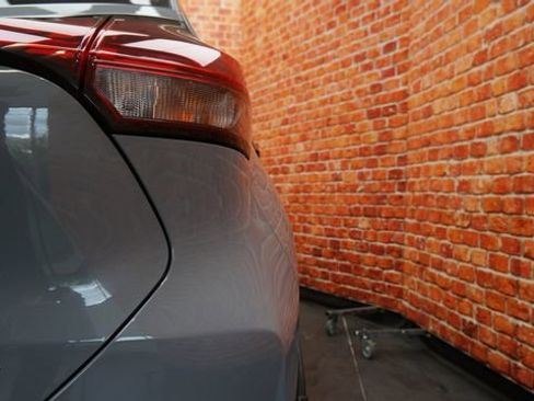 Used 2023 Nissan Kicks SV image 79