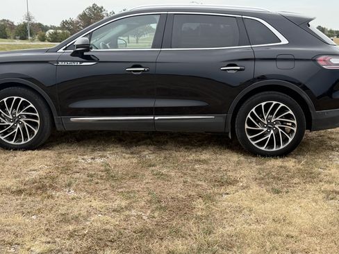 Used 2020 Lincoln Nautilus Reserve w/ Equipment Group 201A FWD image 12