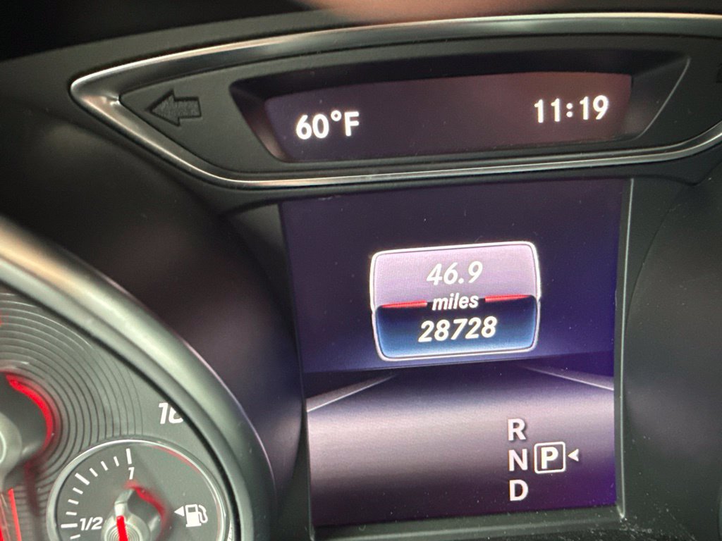 Used 2019 Mercedes-Benz CLA 250 4MATIC image 5