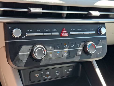 Certified 2025 Hyundai Tucson SE AWD/4WD image 17