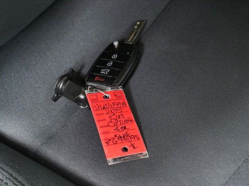 Used 2015 Kia Optima LX FWD image 35