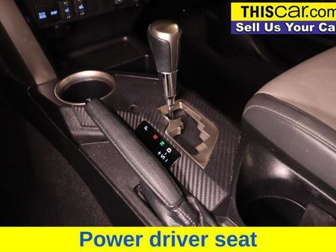 Used 2015 Toyota RAV4 Limited image 17