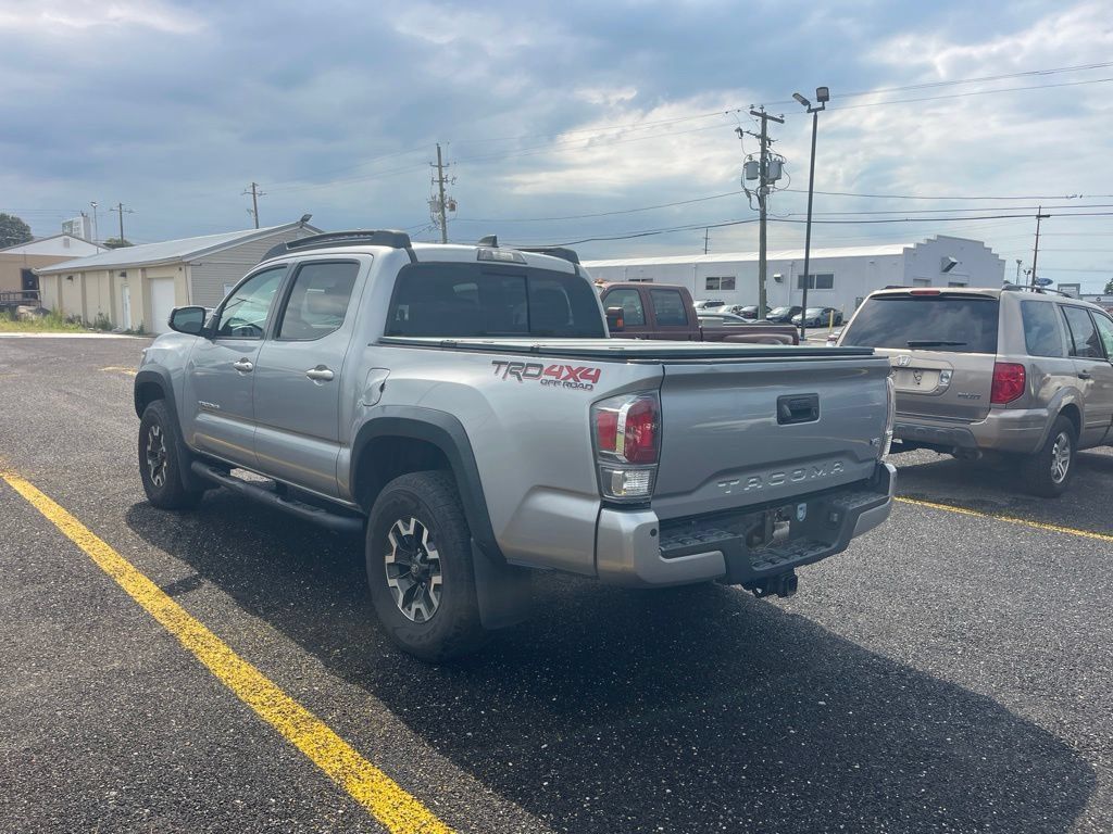 Used 2021 Toyota Tacoma TRD Off-Road w/ Technology Package AWD/4WD image 3