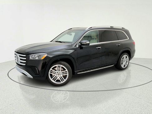 Certified 2025 Mercedes-Benz GLS 450 4MATIC image 1