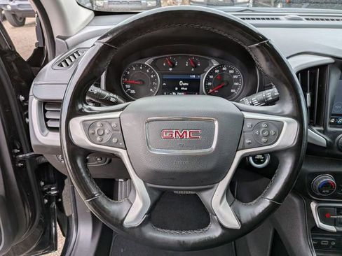 Used 2024 GMC Terrain SLT AWD/4WD image 17