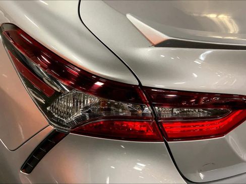 Used 2023 Toyota Camry SE image 29