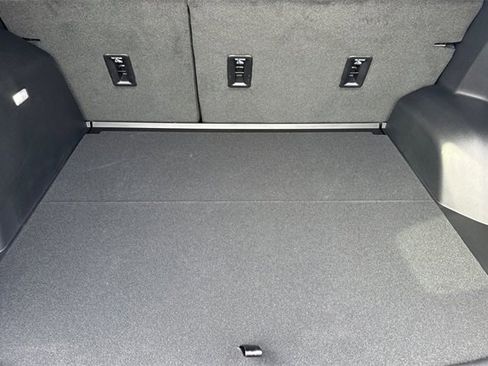 New 2026 GMC Terrain AT4 w/ Convenience Package III image 17