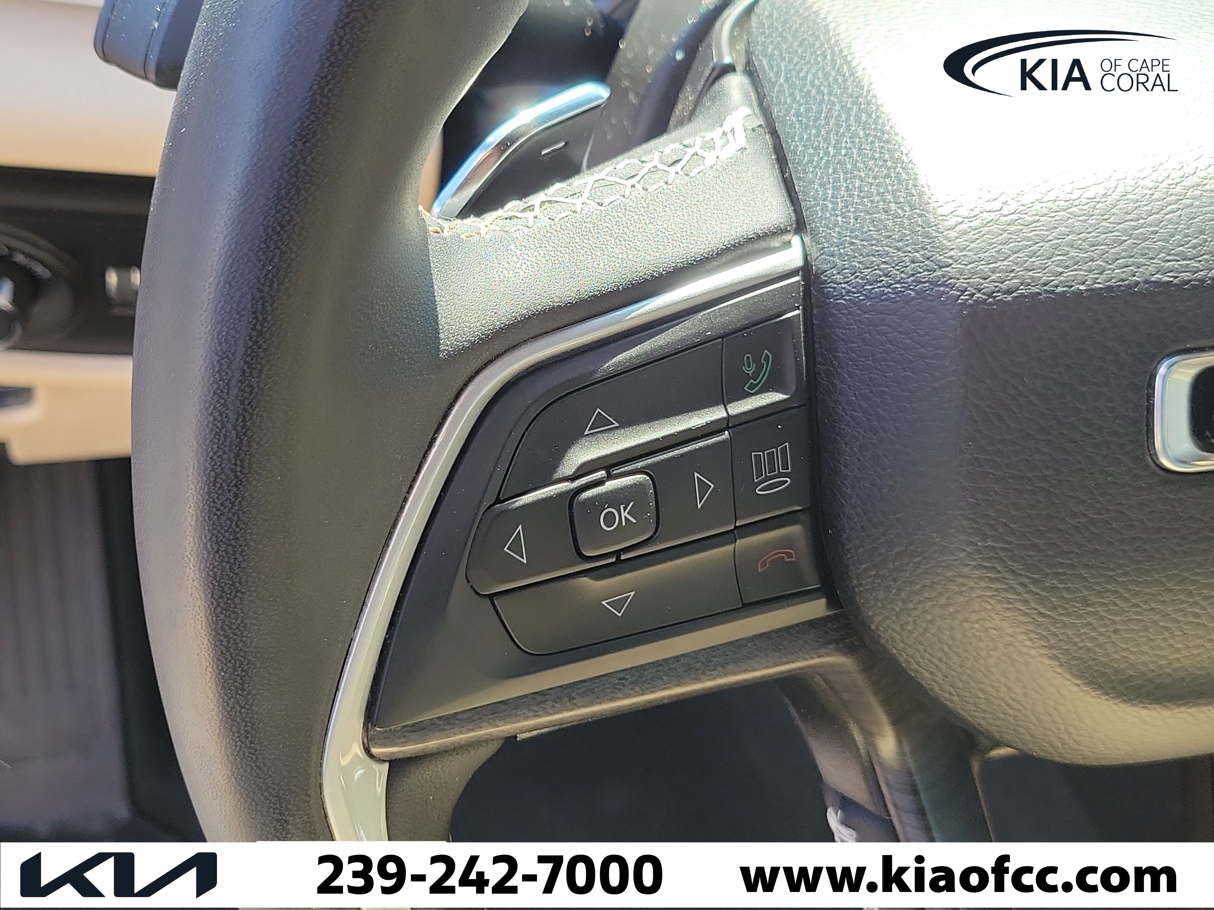 Used 2023 Jeep Grand Cherokee L Limited w/ Luxury Tech Group II AWD/4WD image 28