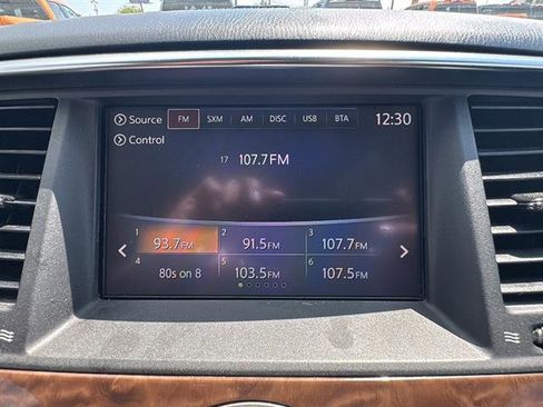 Used 2020 Nissan Armada SL image 23