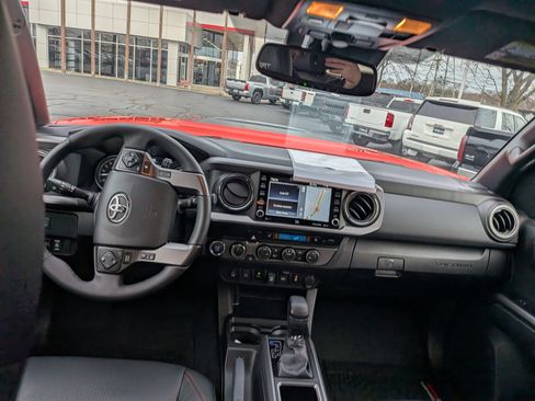 Used 2023 Toyota Tacoma TRD Pro image 14