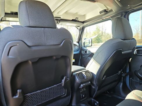 New 2026 Jeep Wrangler Rubicon image 20