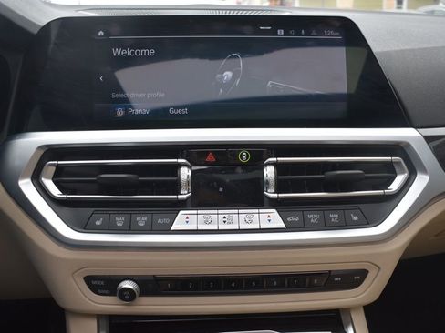 Used 2022 BMW 330e 330e iPerformance image 18