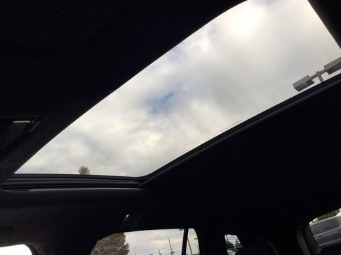 New 2026 Cadillac Vistiq Luxury image 30