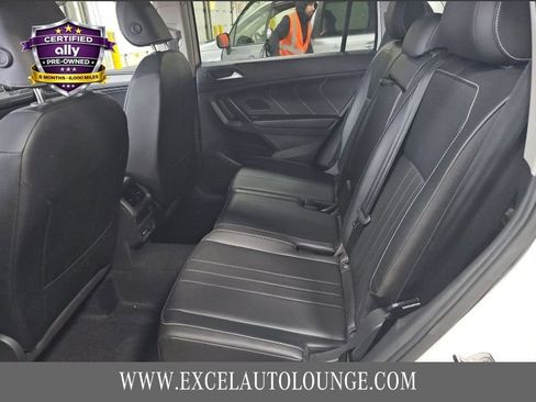 Used 2022 Volkswagen Tiguan SE image 13